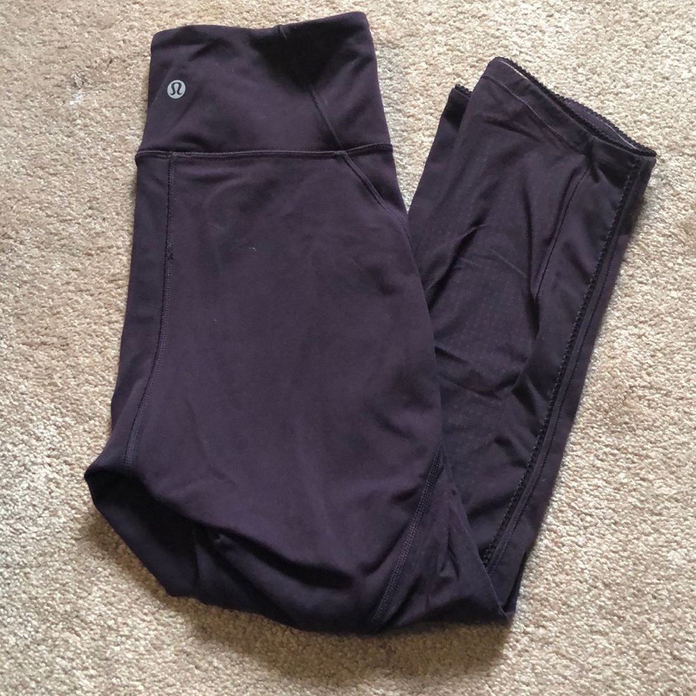 Lululemon capri maroon purple